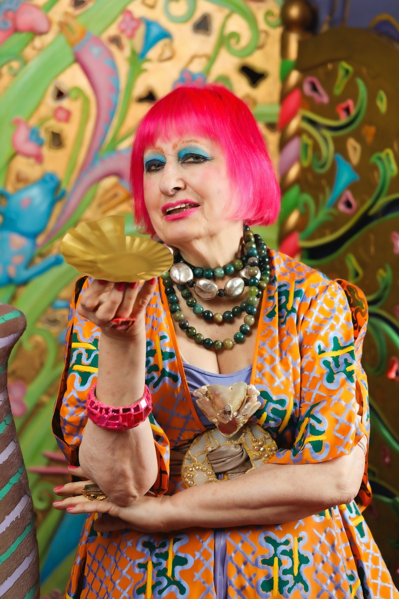 Zandra Rhodes Gloss Электронный журнал о стиле жизни в Эстонии Латвии и Литве