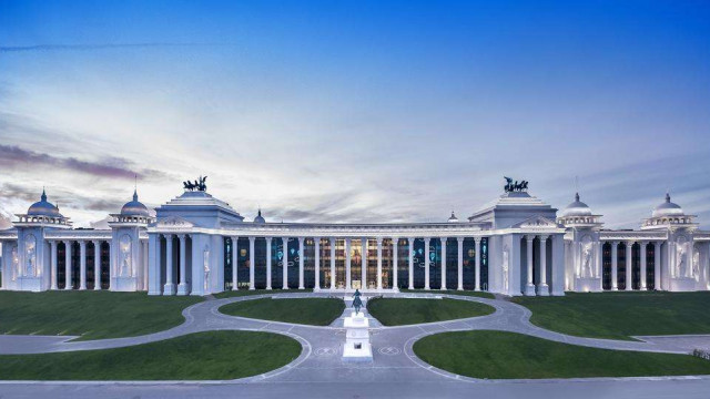 thelandoflegendsthemepark.com